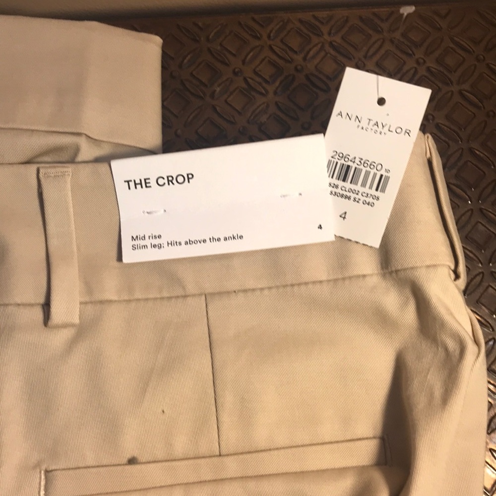 Ann Taylor factory crop chino pants